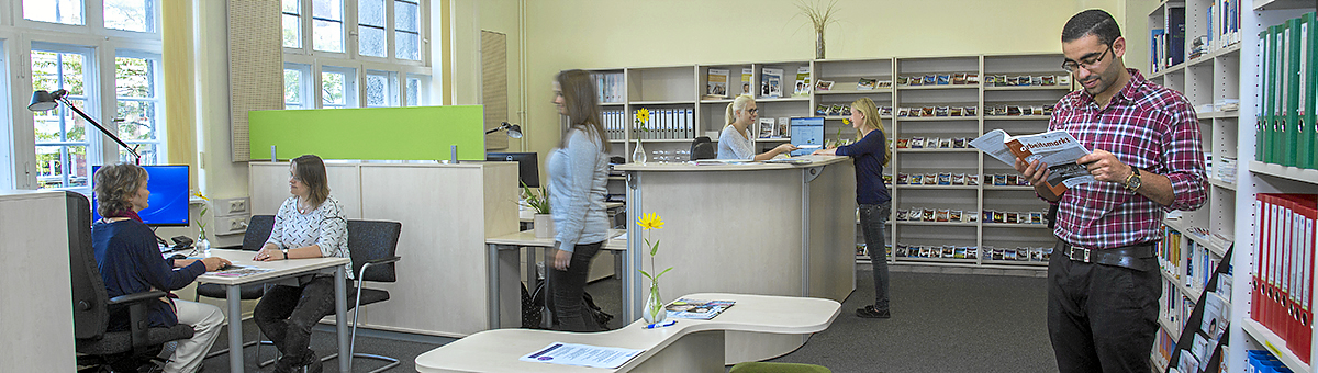 Info-Service im Student Service Center der Universität Rostock